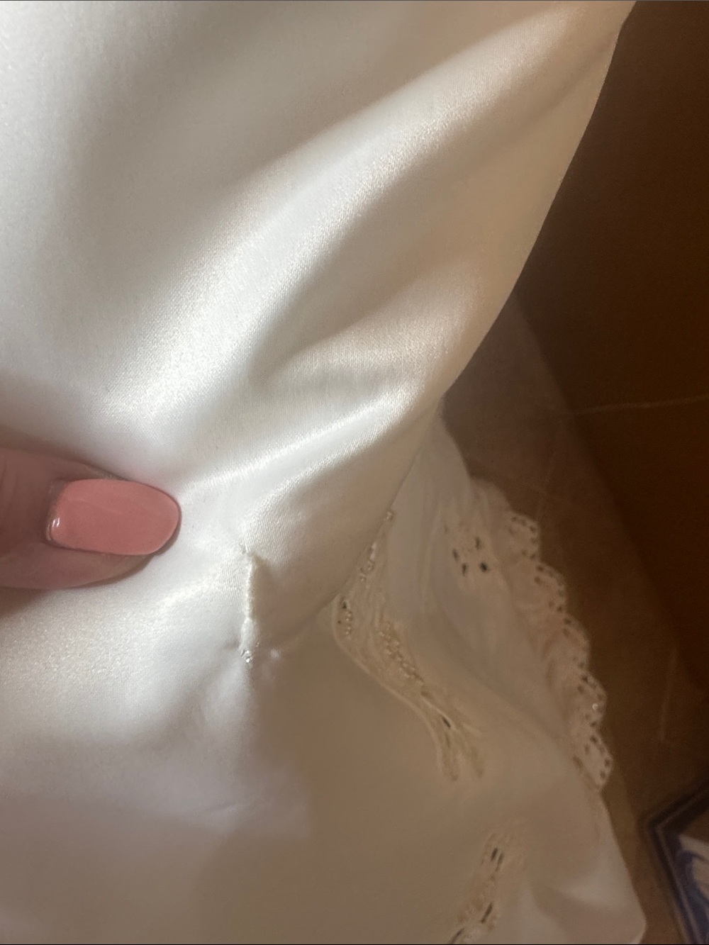 Merry Max Vintage Wedding Gown Size 10 White Pearl Beaded Lace Cathedral Train - Picture 11 of 13